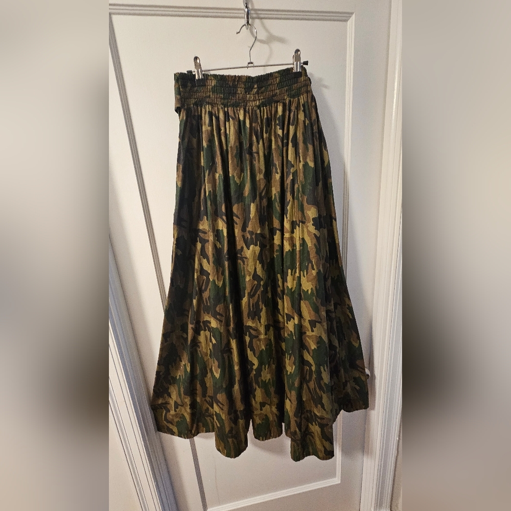 Green and Brown Pleated Maxi Skirt for Casual Wear